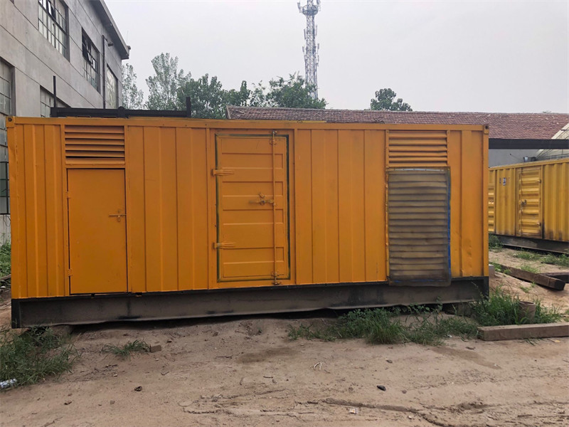 元宝发电机出租进行负载测试时，电瓶电量不足的具体判断标准是什么？