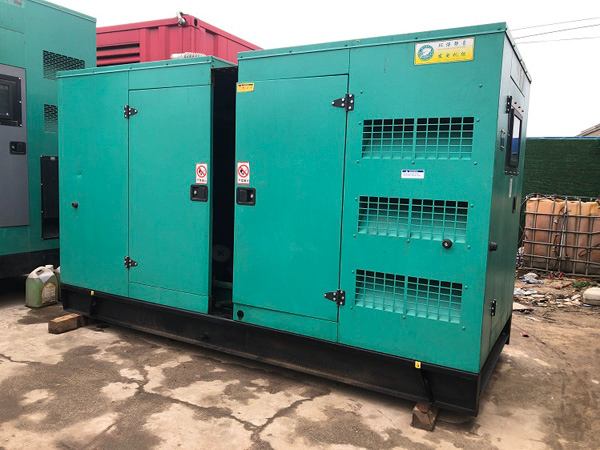 元宝怎样合理控制磷酸铁锂蓄电池的充放电倍率以延长其使用寿命？