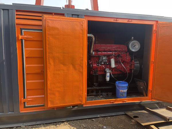 元宝柴油发电机组在高温环境下运行时需要注意哪些问题？